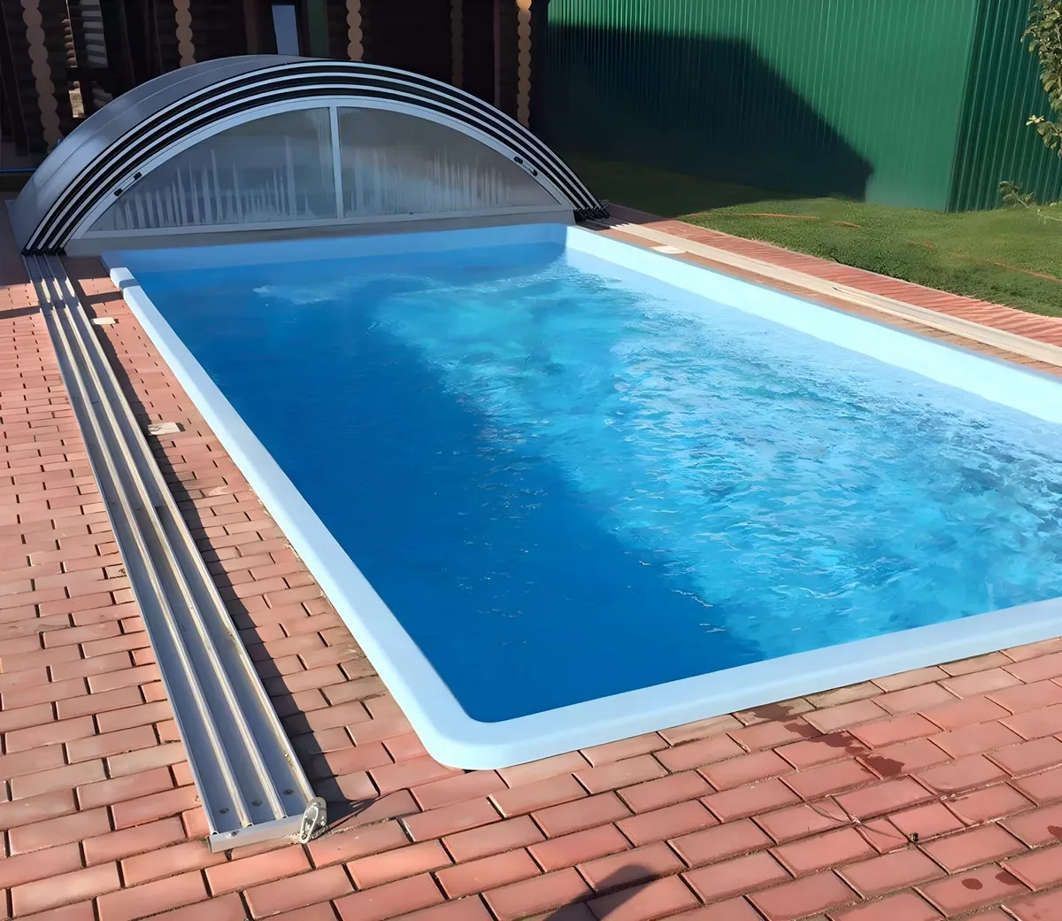 Laguna 7 — вечернее освещение в Туле